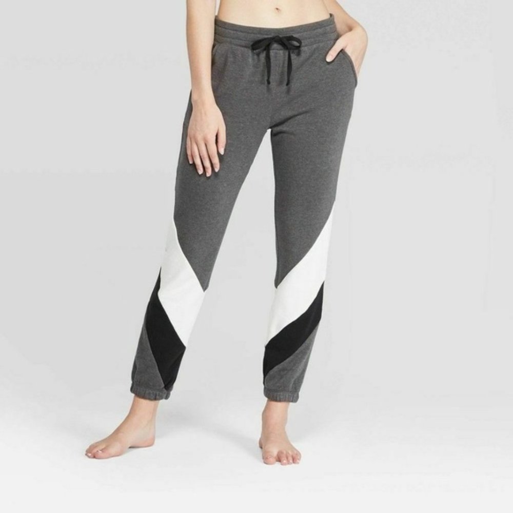 Colsie Striped Grey Cozy Fleece Jogger Sweatpants